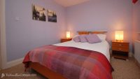 Ground floor double bedroom - Clearwaters Holiday Cottage Rathmullan