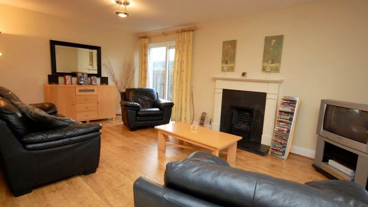 Living room - Clearwaters Holiday Cottage Rathmullan
